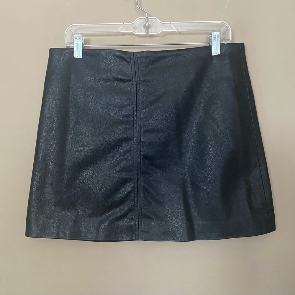 H&M Black Faux Leather Skirt